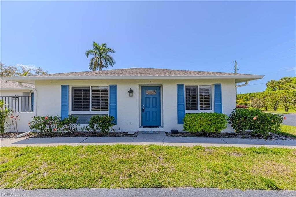 Property Entrance with front yard