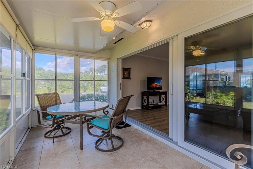 Lanai featuring tile floor