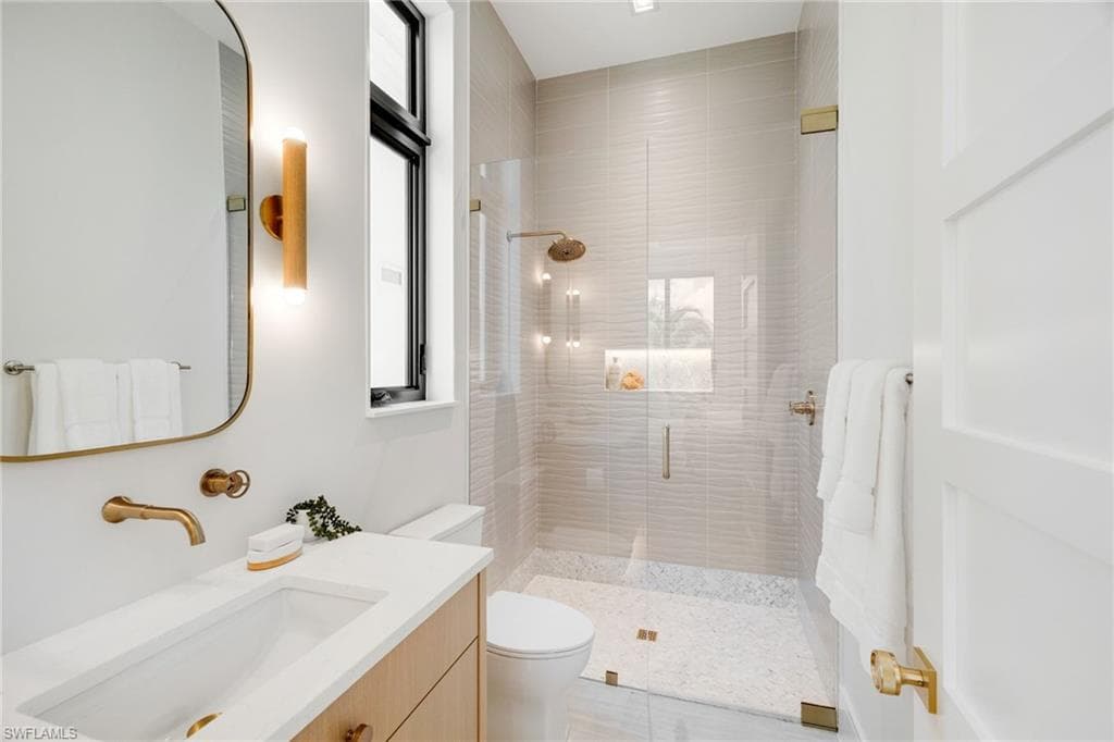 ensuite bathroom