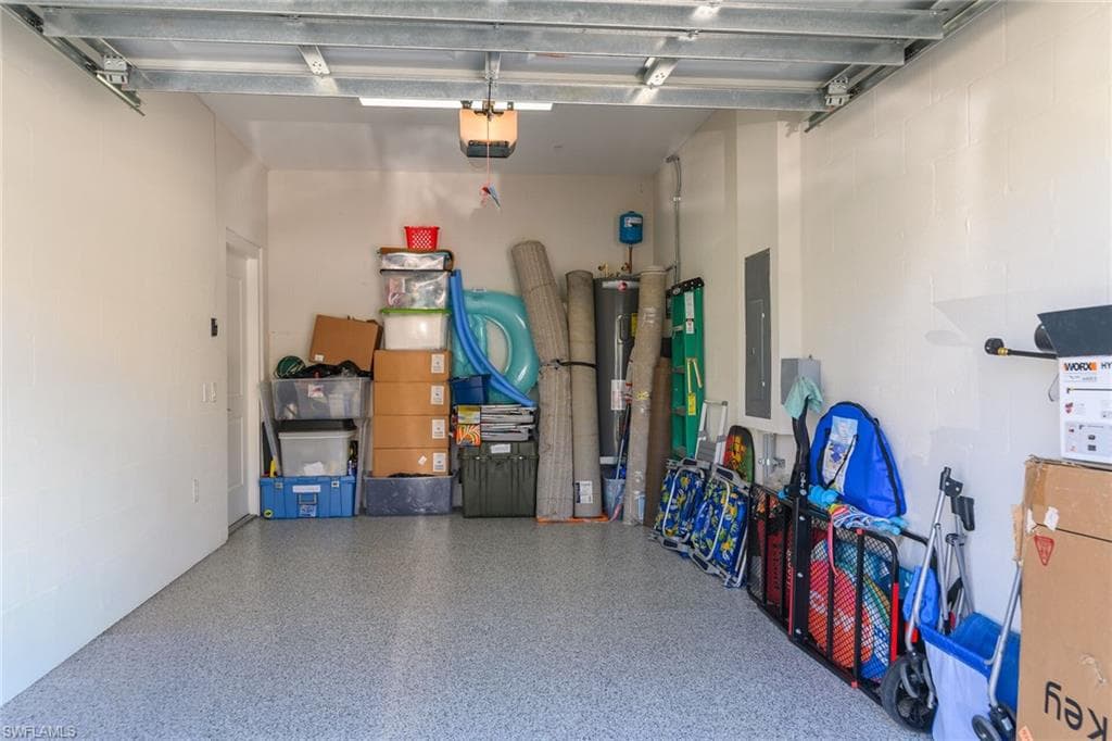 GARAGE