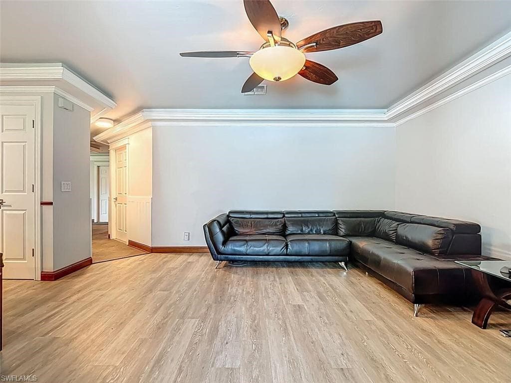 14991 Savannah DR photo 12 of 35
