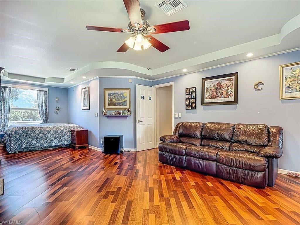 14991 Savannah DR photo 20 of 35