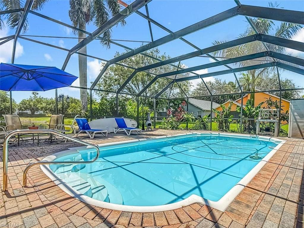 14991 Savannah DR photo 34 of 35