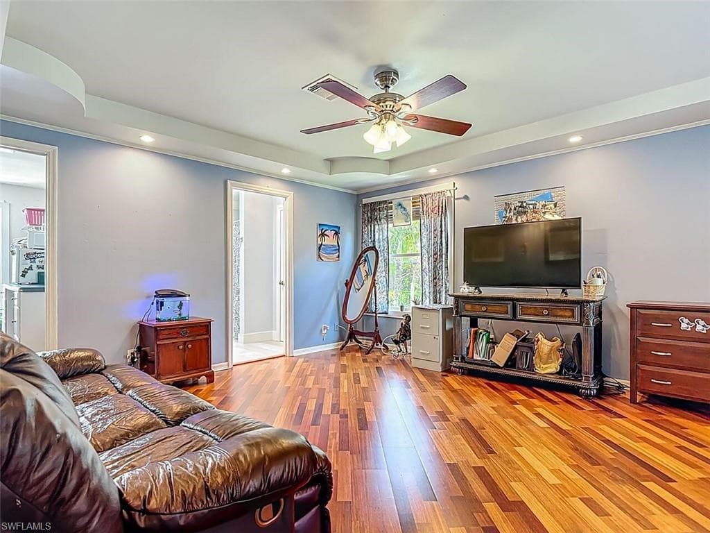 14991 Savannah DR photo 18 of 35