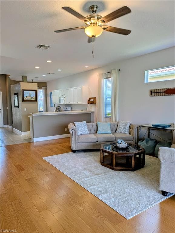 20856 Athenian LN photo 7 of 43