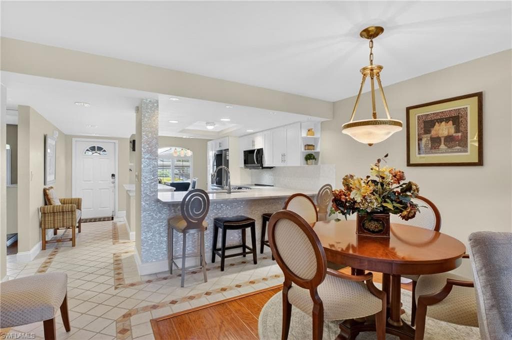 12191 Kelly Sands WAY 1504 photo 9 of 36