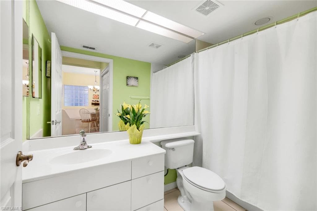 23810 Marbella Bay RD 103 photo 13 of 32