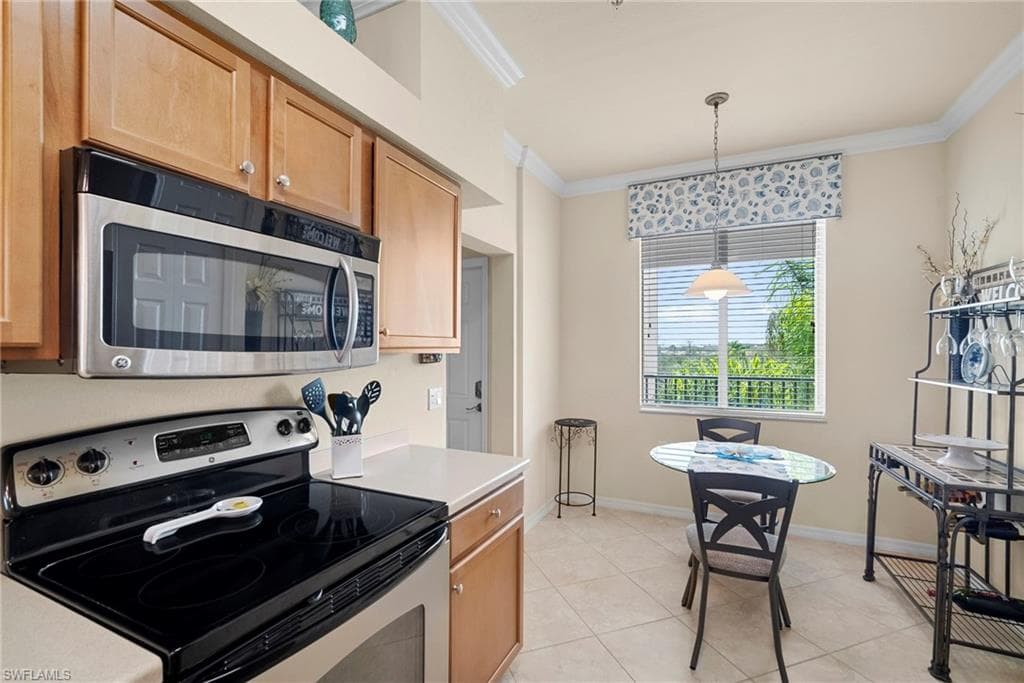 10337 Heritage Bay BLVD 1843 photo 13 of 48