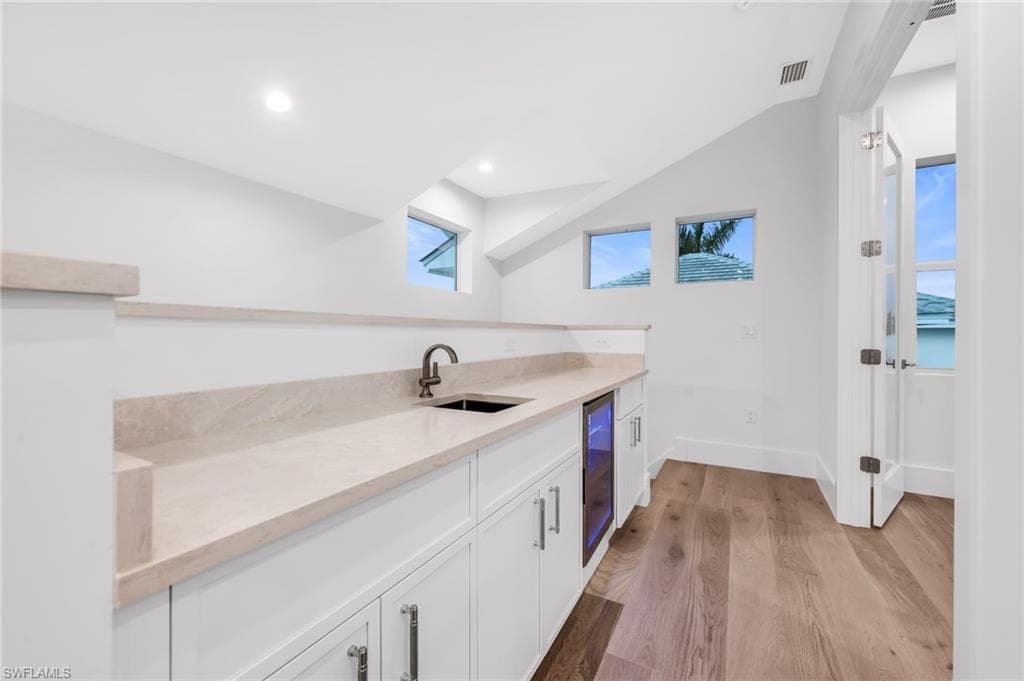 2nd Floor Wet Bar
