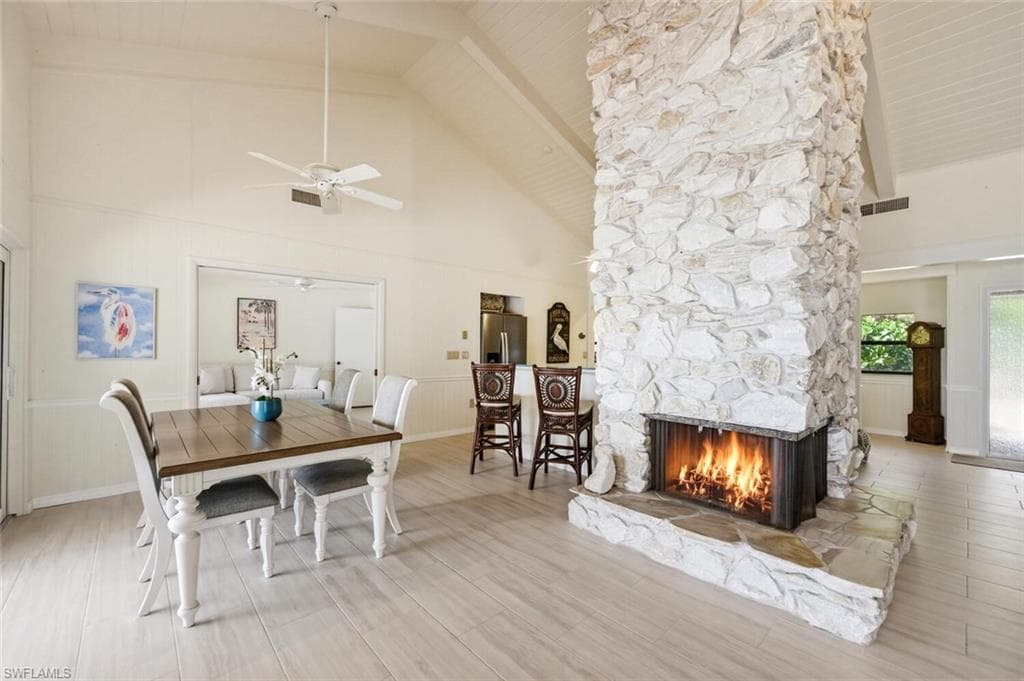 15153 Captiva DR photo 12 of 38