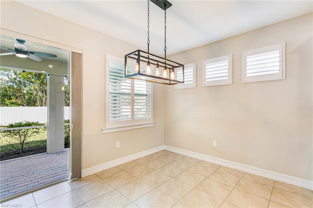 3028 Royal Gardens AVE photo 9 of 48