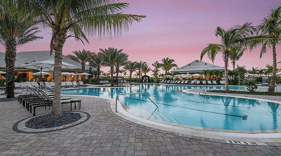 Esplanade Lake Club