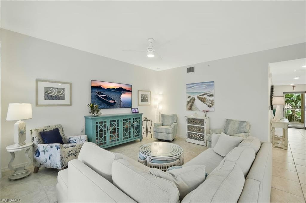 10791 Palazzo WAY 405 photo 5 of 34