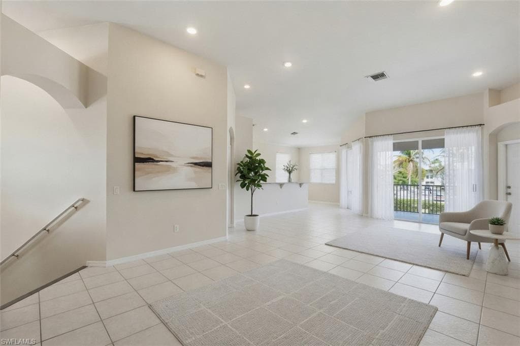 13881 Lake Mahogany BLVD 3221 photo 5 of 35