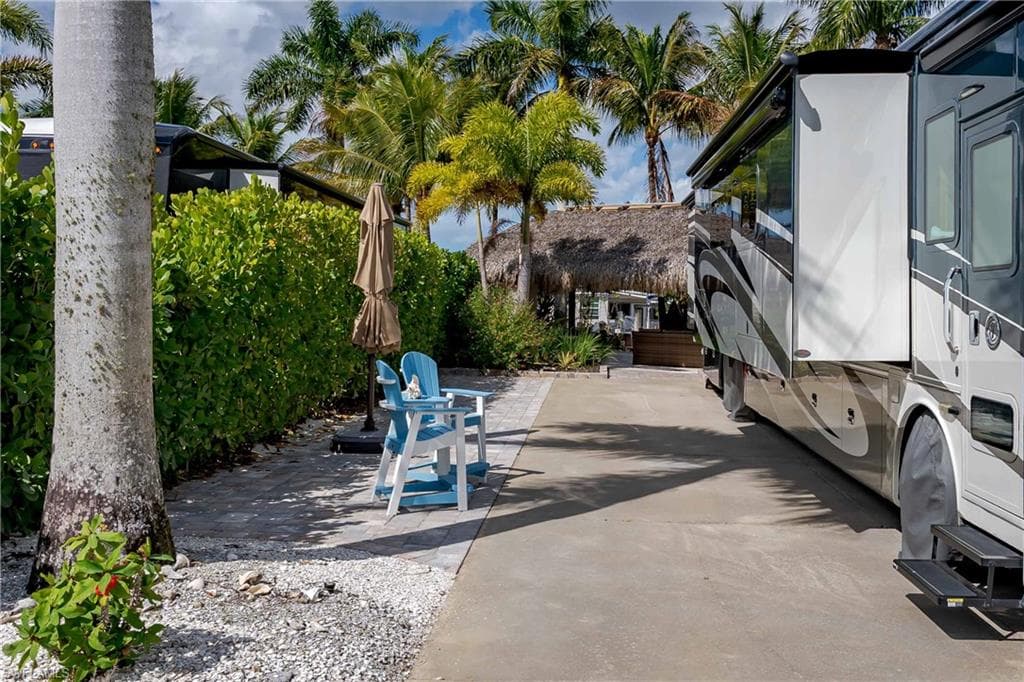 13399 Snook CIR photo 18 of 41