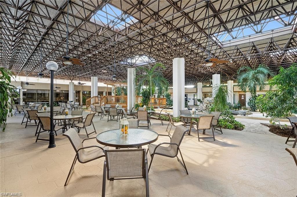 Atrium/Pavilion