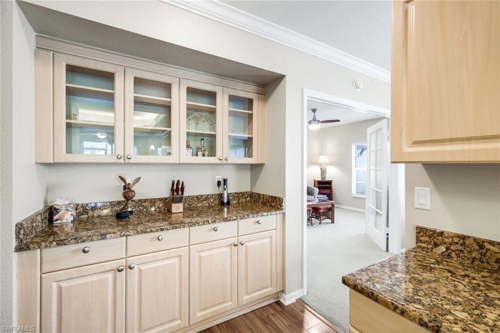 10801 Crooked River RD 101 photo 9 of 45
