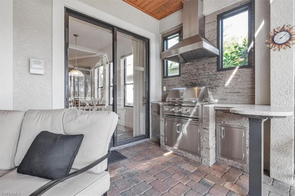 Outdoor kitchen