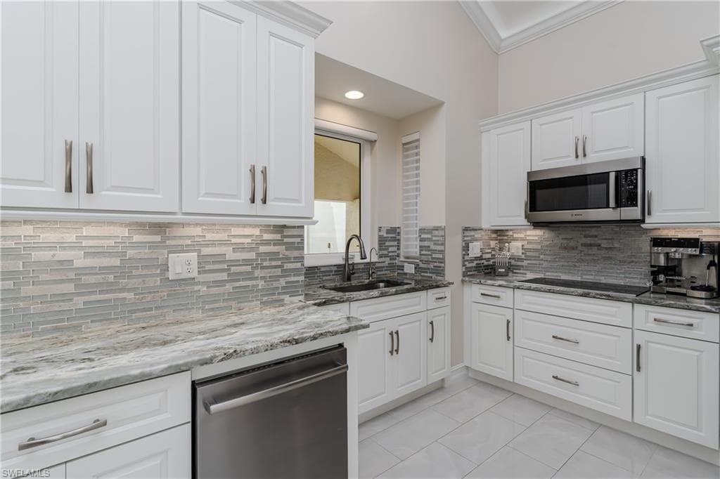 13410 Snook CIR photo 17 of 50