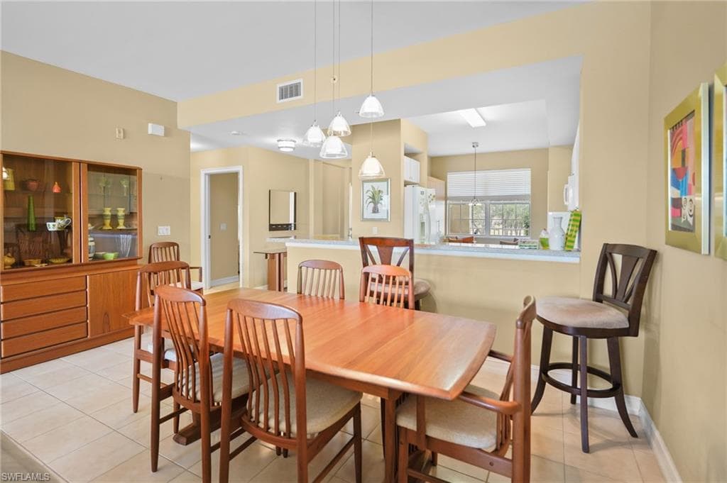 10720 Ravenna WAY 203 photo 17 of 47