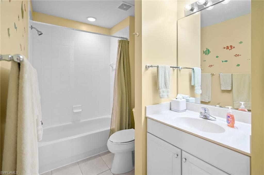 10720 Ravenna WAY 203 photo 29 of 47