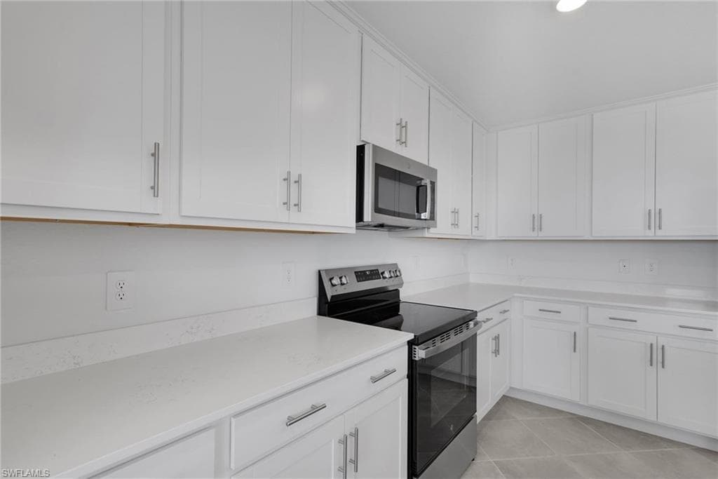 15835 Green Acres AVE 3316 photo 15 of 22