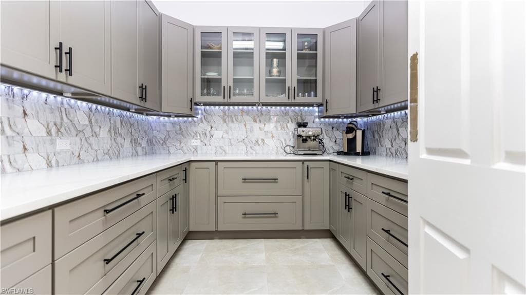 walk in pantry