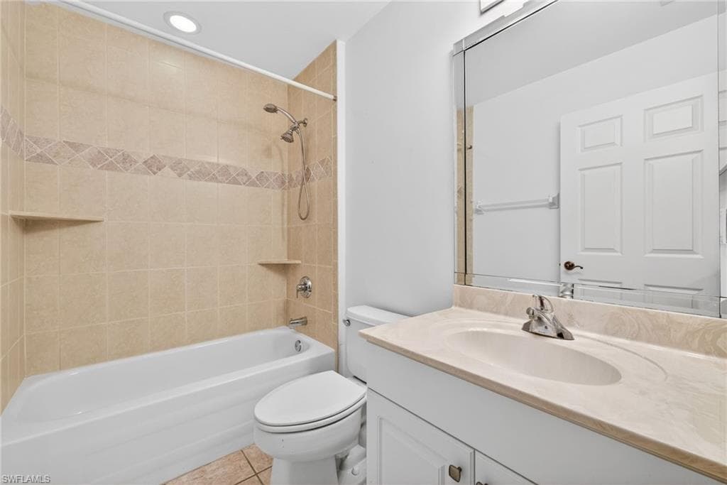 21301 Pelican Sound DR 102 photo 22 of 26