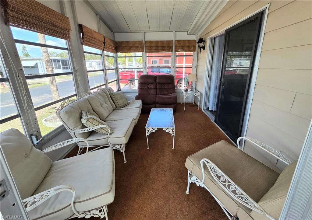 Spacious Florida Room with lots of windows!