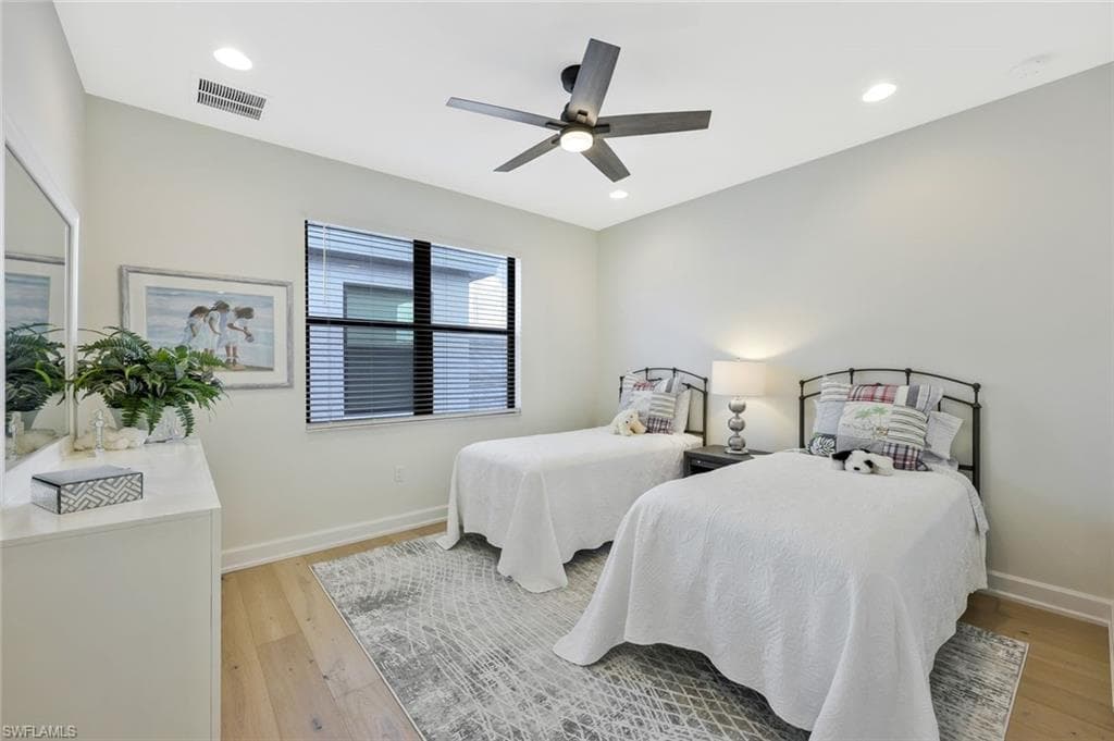 20897 Thistle Leaf LN photo 20 of 24