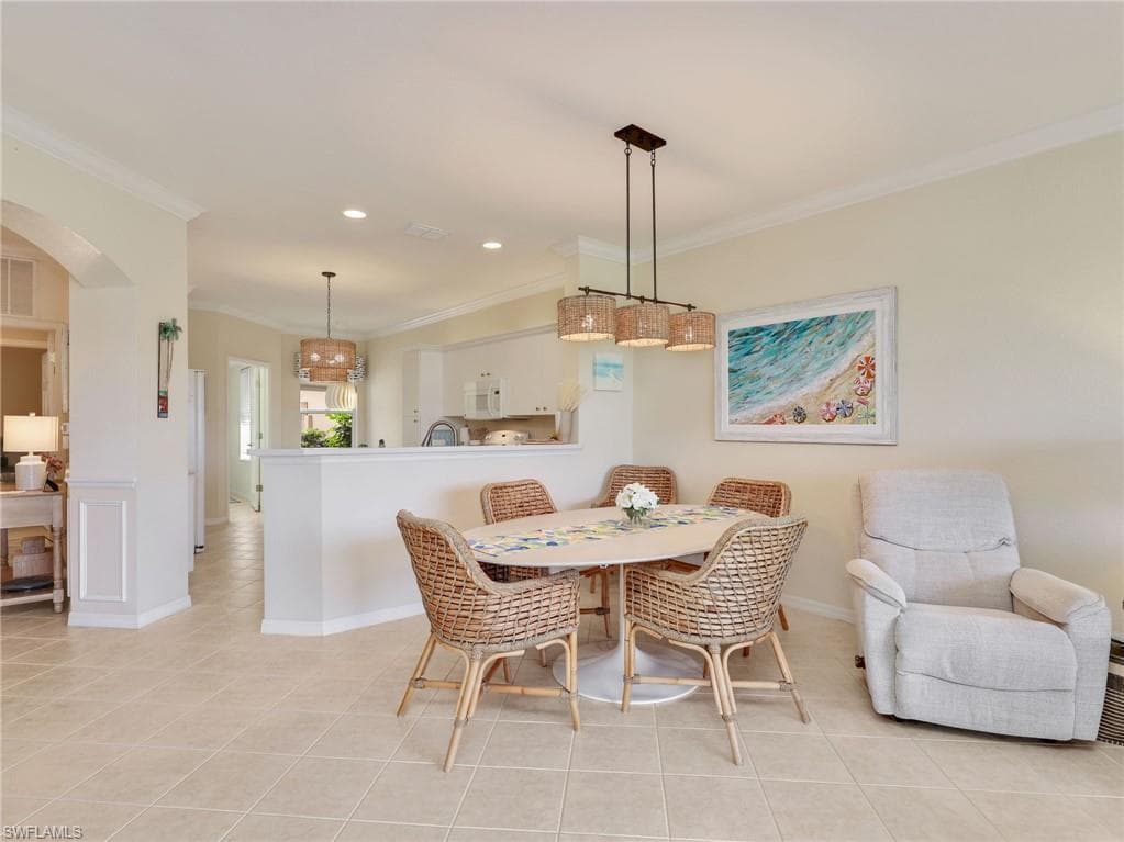 20060 Seagrove ST 1803 photo 12 of 37