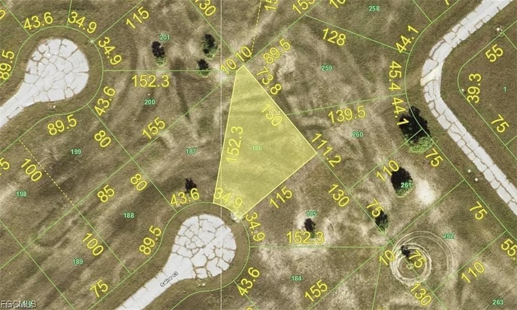 Map of property location with property boundaries highlighted