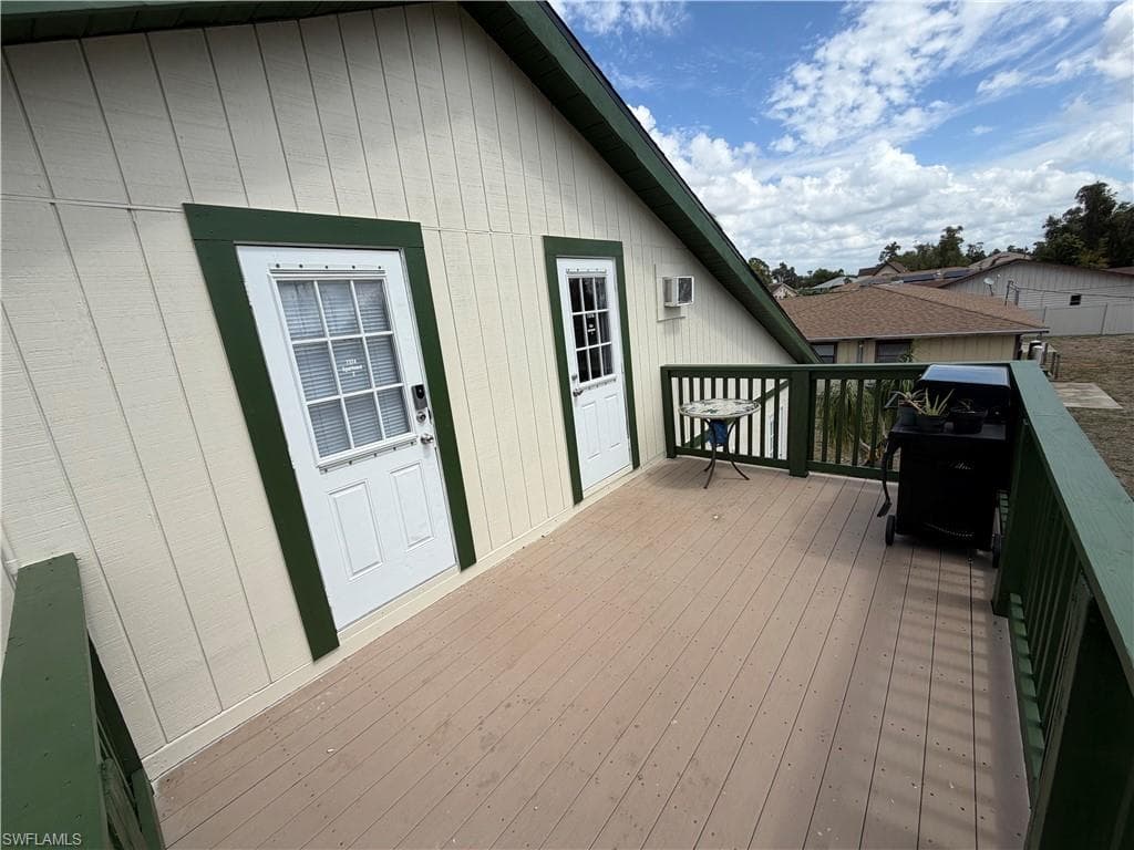 deck on 2nd floor