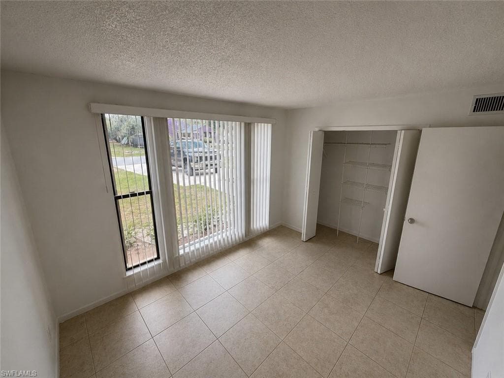 bedroom 4. 7376