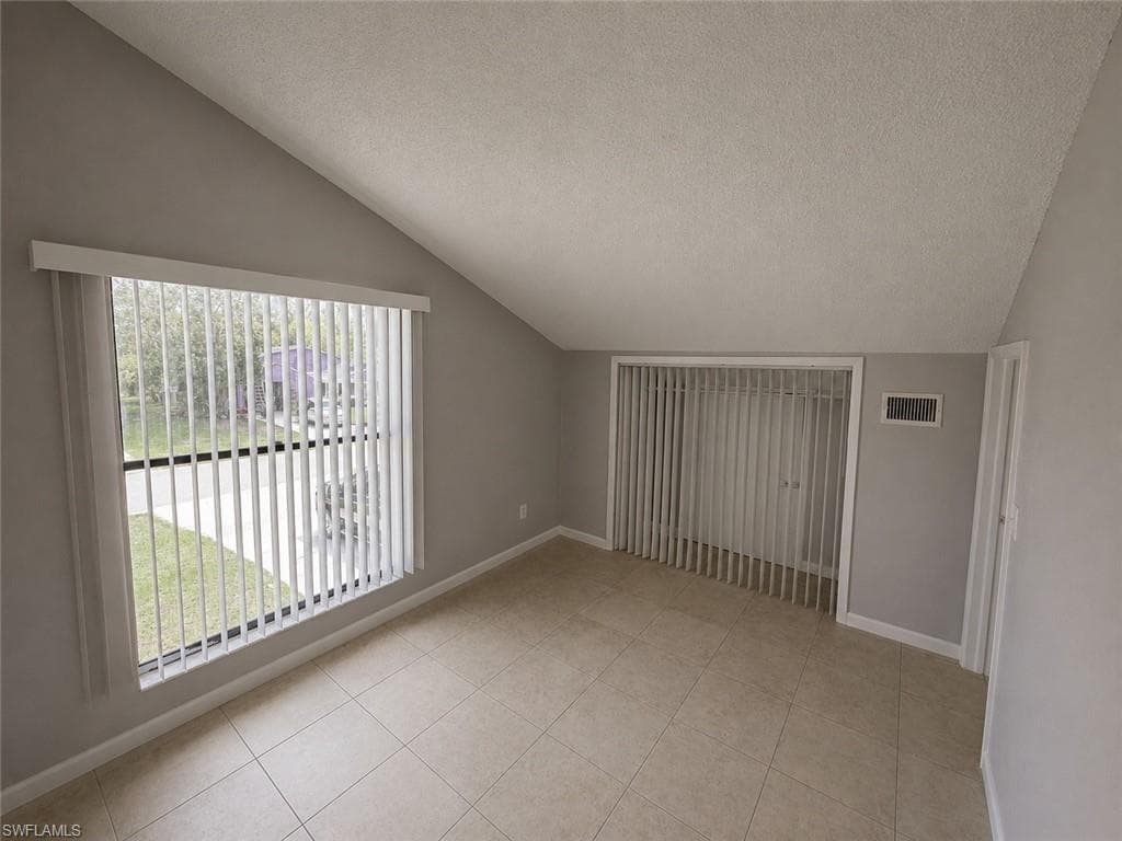 bedroom 6. 7376