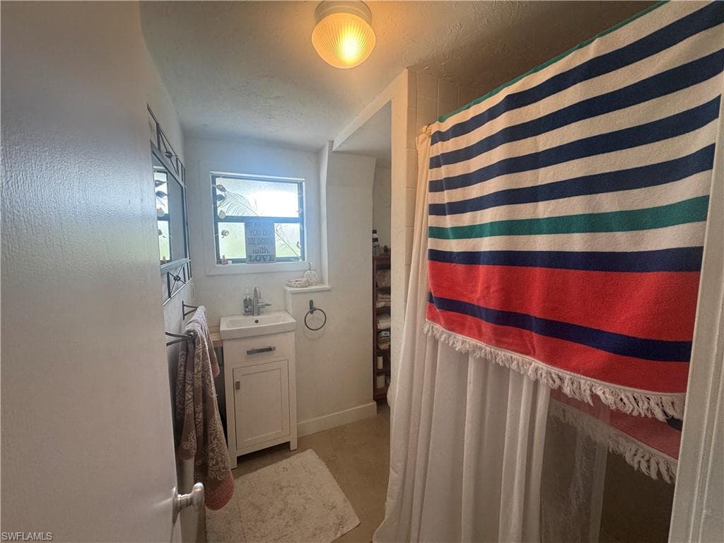 201 White Pelican DR photo 23 of 44