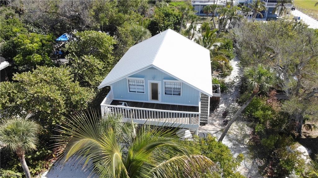 201 White Pelican DR photo 2 of 44