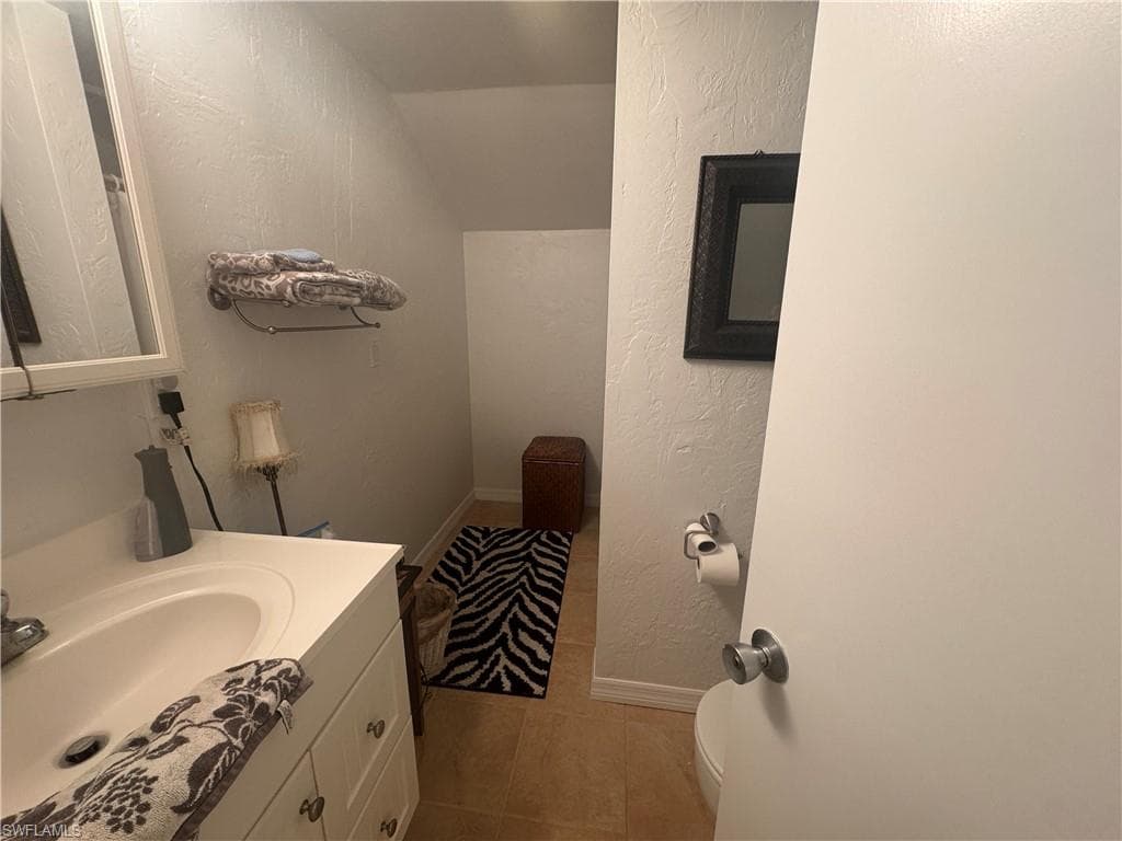 201 White Pelican DR photo 18 of 44