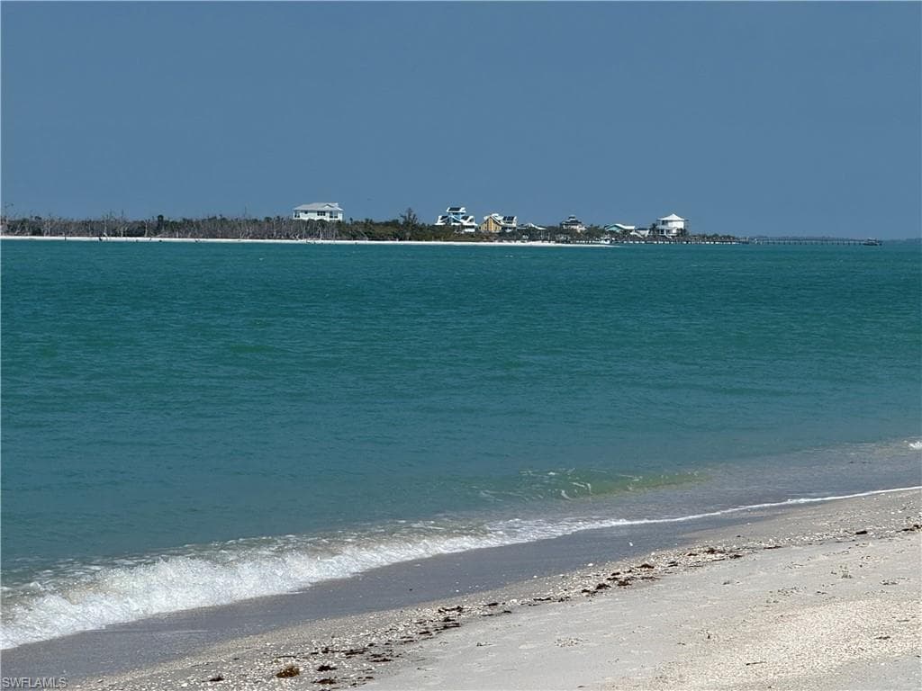 201 White Pelican DR photo 40 of 44