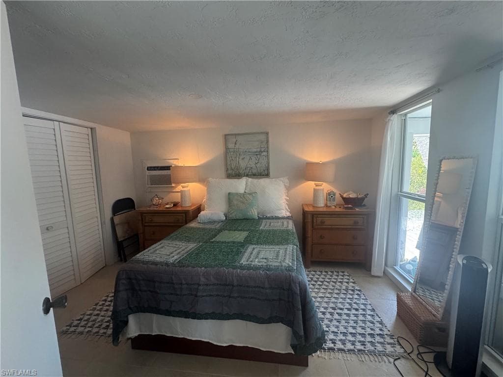 201 White Pelican DR photo 25 of 44