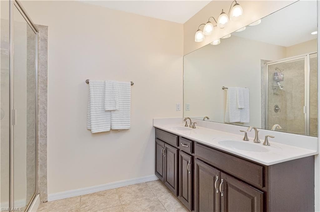 3275 Birchin LN photo 20 of 41