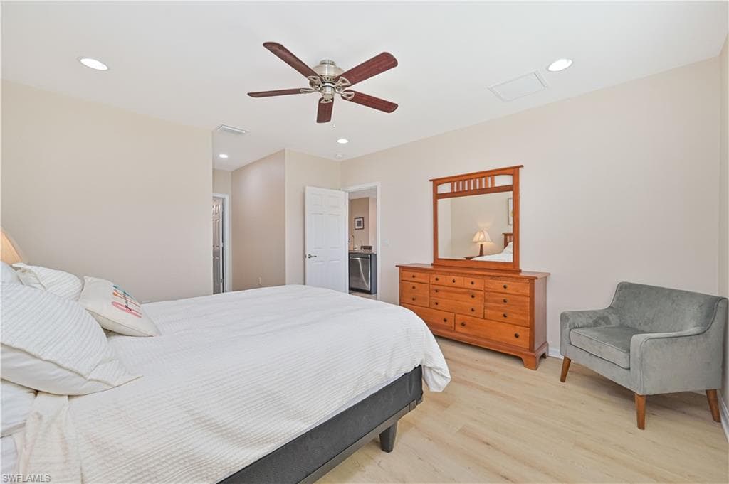 3275 Birchin LN photo 18 of 41