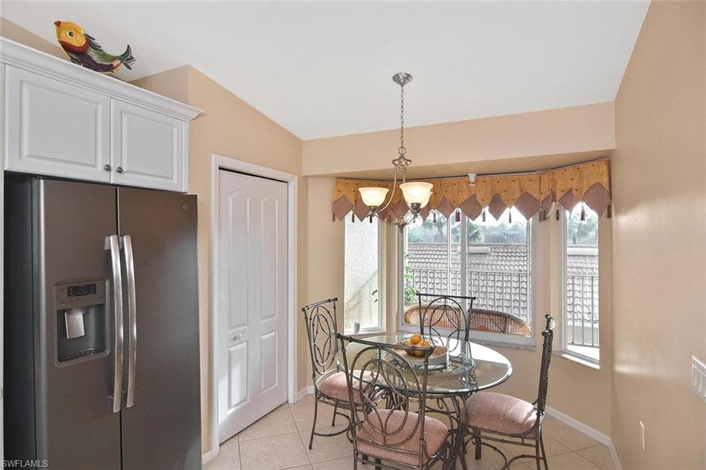3870 SAWGRASS WAY 2521 photo 23 of 46