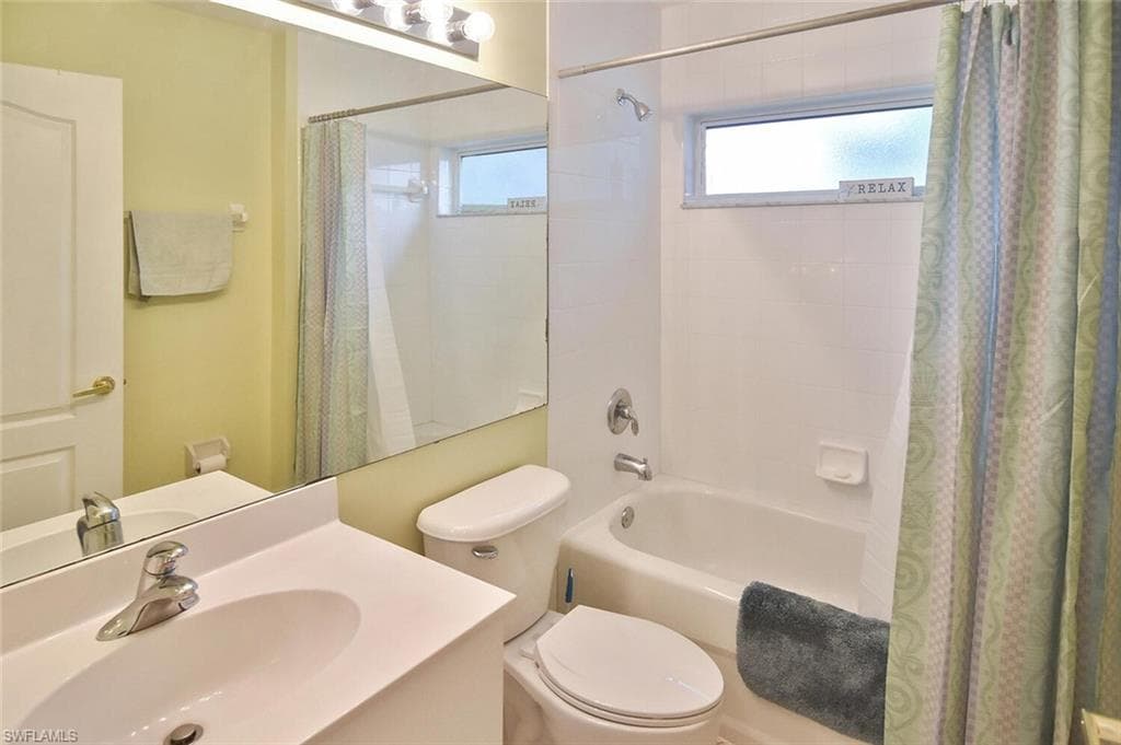 3870 SAWGRASS WAY 2521 photo 12 of 46