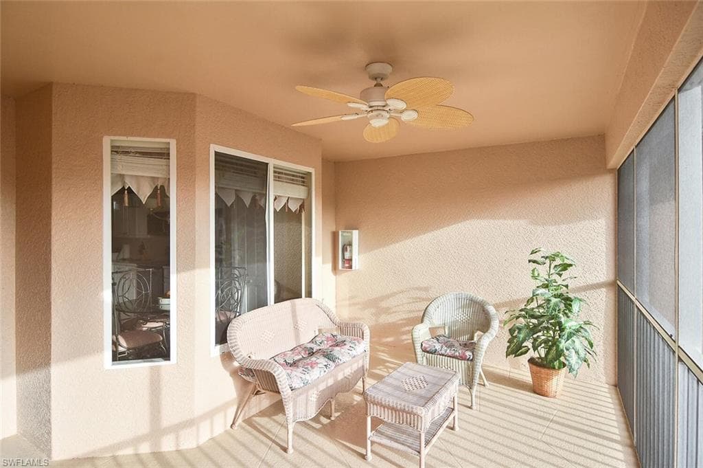 3870 SAWGRASS WAY 2521 photo 7 of 46