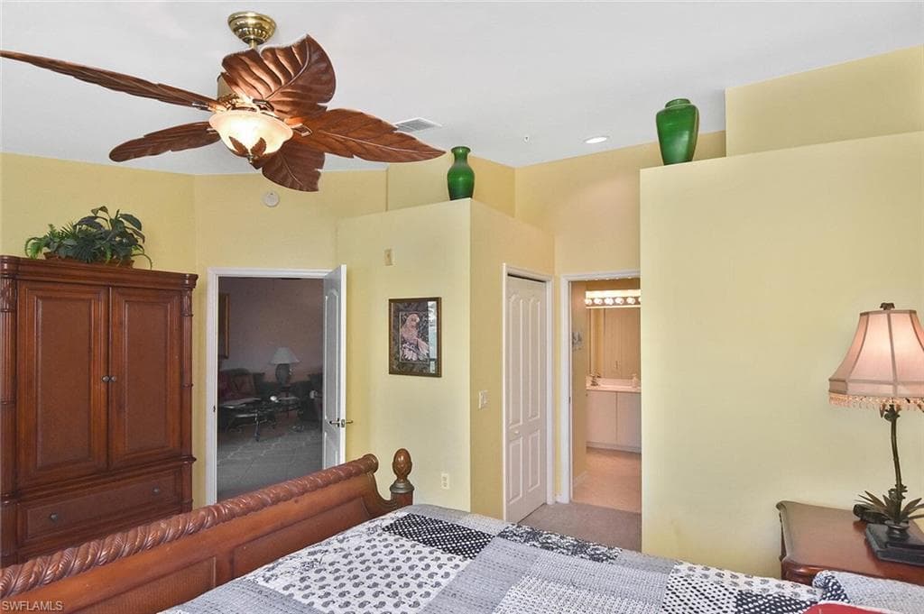 3870 SAWGRASS WAY 2521 photo 34 of 46