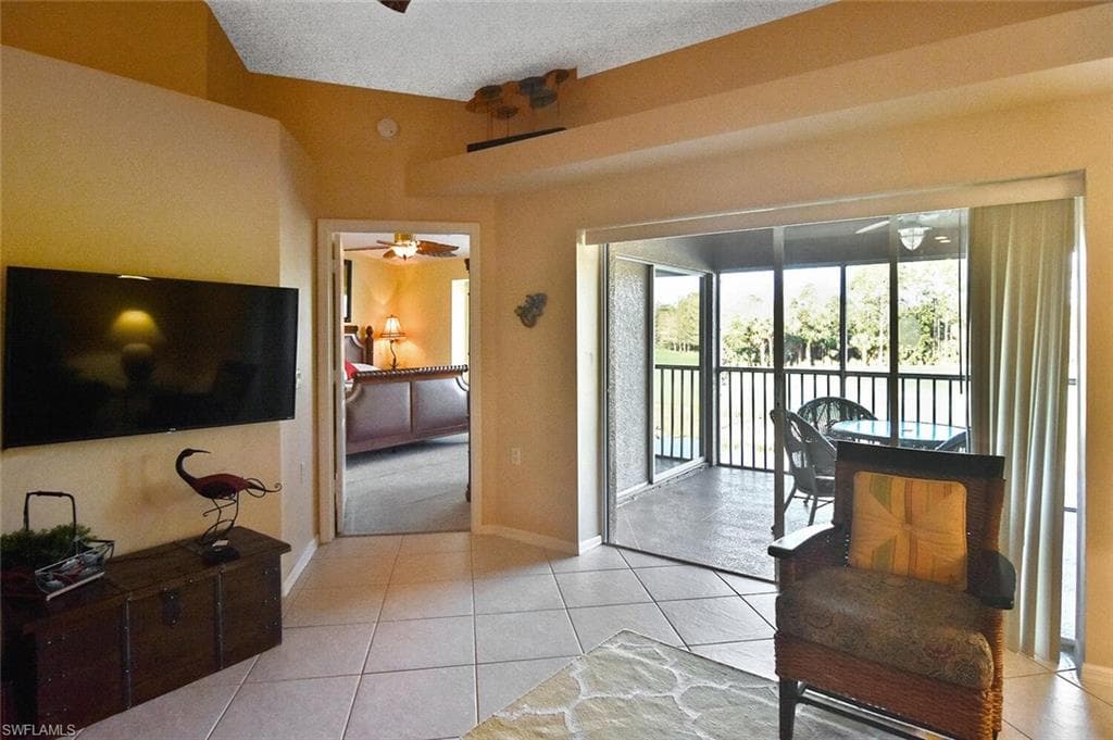 3870 SAWGRASS WAY 2521 photo 40 of 46