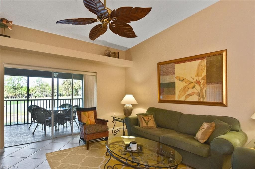 3870 SAWGRASS WAY 2521 photo 39 of 46