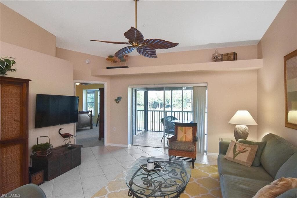 3870 SAWGRASS WAY 2521 photo 29 of 46