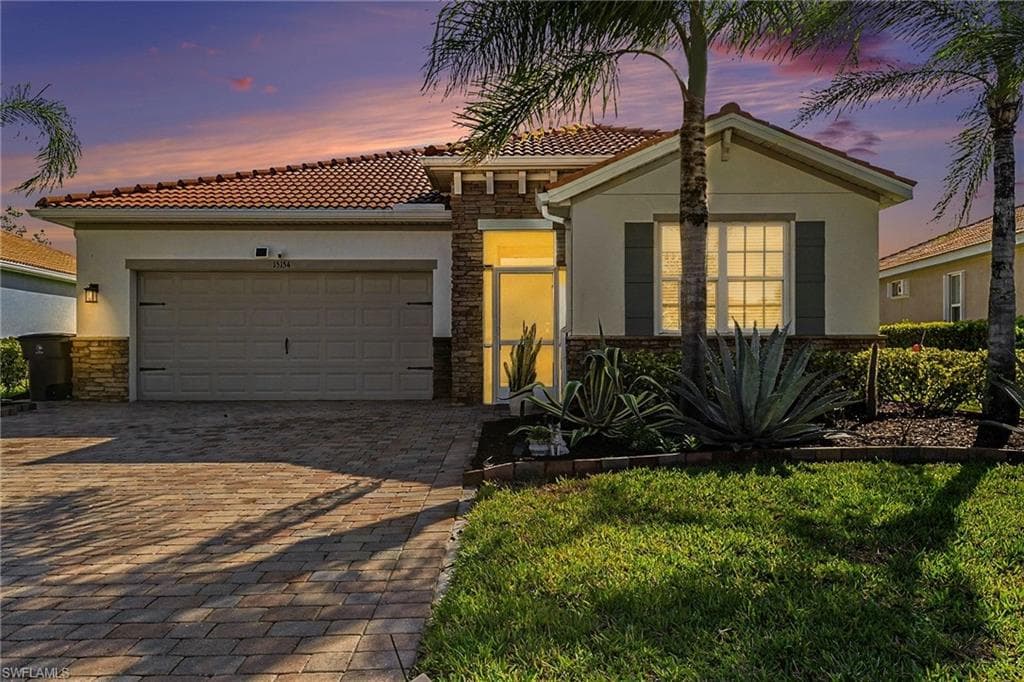 15154 Yellow Wood DR photo 1 of 42